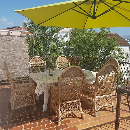 Apartments By The Sea Okrug Gornji, Ciovo - 11231 Apartment